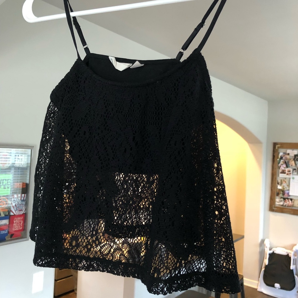 Black crop top